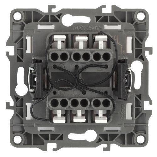 Выключатель двойной с подсветкой, 10АХ-250В, Эра12, шампань,12-1105-04 | код Б0014660 | ЭРА фото 3 Выключатель двойной с подсветкой, 10АХ-250В, Эра12, шампань,12-1105-04 | код Б0014660 | ЭРА фото 3