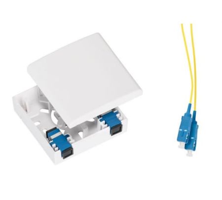 Оптическая розетка (кросс), укомплектованная на 1 порт SC/UPC, SM 9/125 OS2, полный комплект (NMF-WO01SCUS2-CS-WT) | код ЭКО36137 | NIKOMAX