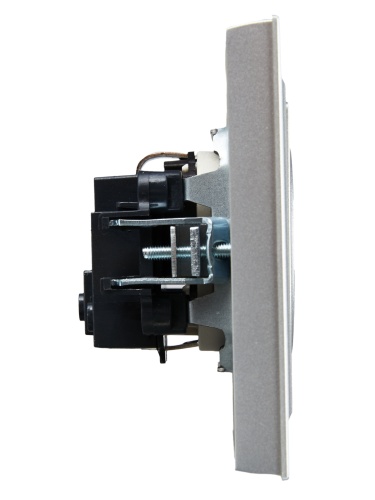 Розетка СП BRITE РСР14-1-0-БрА 16А в сборе с заземл. защ. шторки алюм. | код BR-R14-16-K47-F | IEK фото 3