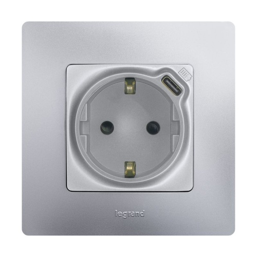 Розетка с заземлением с USB тип C - Etika - со шторками 16А 250В 1500мА 7,5Вт безвинтовые зажимы - алюминий | код 672488 | Legrand фото 3