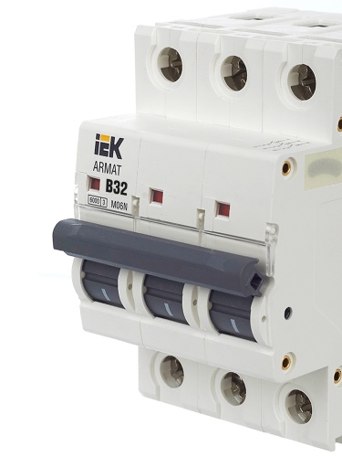 ARMAT Автоматический выключатель M06N 3P B 32А | код AR-M06N-3-B032 | IEK фото 8 ARMAT Автоматический выключатель M06N 3P B 32А | код AR-M06N-3-B032 | IEK фото 8