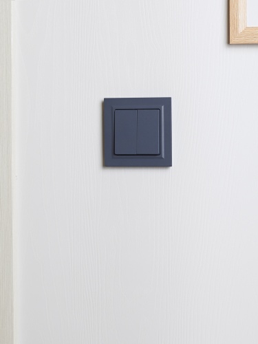 BRITE Рамка 1-местная IP44 РУ-1-БрМ-44 маренго | код BR-M12-44-K35 | IEK фото 6