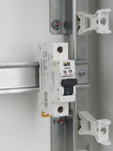 ARMAT Автоматический выключатель M06N 1P C 5А | код AR-M06N-1-C005 | IEK фото 2 ARMAT Автоматический выключатель M06N 1P C 5А | код AR-M06N-1-C005 | IEK фото 2