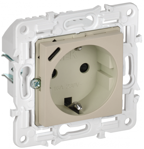 SKANDY Роз. с з/к/ш 16А с USB C 18Вт SK-R17B беж. IEK | код SK-R14-16-U14-018-K10 | IEK