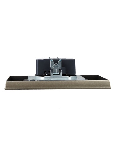 BRITE Роз. 2-я без з/к с з/ш 10А в сб. РСш12-2-БрШ шамп. IEK | код BR-R23-10-K37-F | IEK фото 5 BRITE Роз. 2-я без з/к с з/ш 10А в сб. РСш12-2-БрШ шамп. IEK | код BR-R23-10-K37-F | IEK фото 5