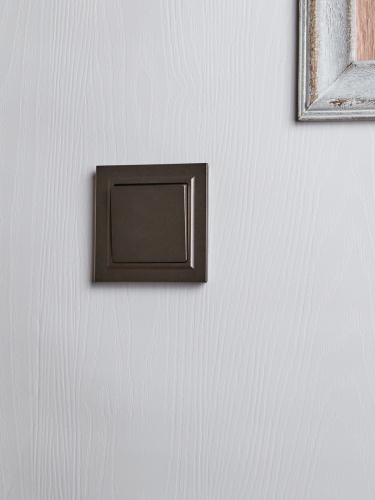 BRITE Выключатель 1-клавишный проходной 10А ВС10-1-6-БрТБ темная бронза | код BR-V12-0-10-K45 | IEK фото 6