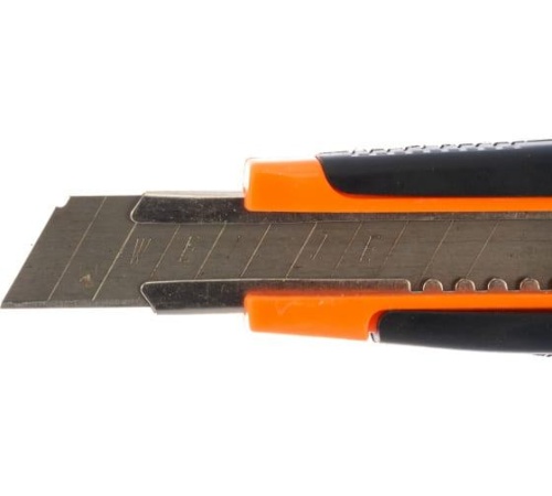 Нож с выдвижным лезвием 18 мм, двухкомпонентный корпус, винтовой фиксатор, | код 73/10/10/3 | Вихрь фото 2