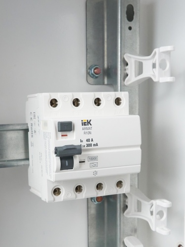 ARMAT Выключатель дифференциального тока R10N 4P 40А 300мА тип A | код AR-R10N-4-040A300 | IEK фото 3