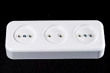 Беларусь Розетка тройная наружная | код. Розетка РА16-244 | БелТИЗ