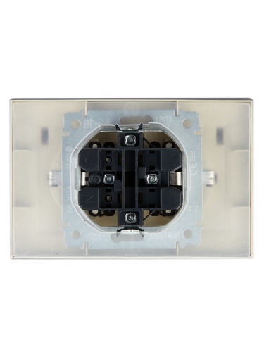 BRITE Розетка 2-местная с заземлением с защитными шторками и крышкой 16А в сборе IP44 РСбш12-3-44-БрА алюминий | код BR-R26-16-44-K47-F | IEK фото 8