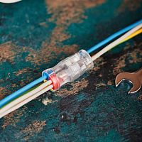 Экспресс-клемма проходная разъемная СМК 2273-2x3R 3п 3х2-проводная 0.5-2.5кв.мм (блист.5шт) Rexant 07-5244-5