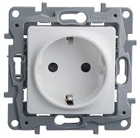 Розетка ETIKA, скрытый монтаж, с заземлением, белый | код. 672221 | Legrand