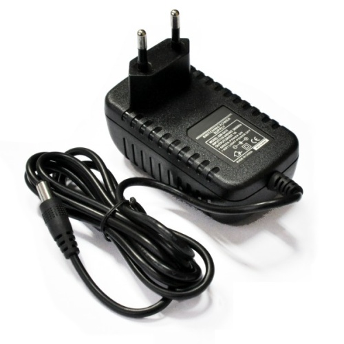 Блок питания 24V 1A интерфейс: PowerJack, 24V, 1A, разъем PowerJack 5.5mm, для роутеров TELEOFIS серий GTX и LT50 | код Блок питания 24V 1A | TELEOFIS