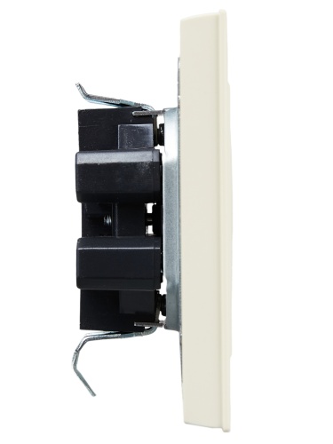 BRITE Роз. 2-я без з/к с з/ш 10А в сб. РСш12-2-БрКр беж. IEK | код BR-R23-10-K10-F | IEK фото 6 BRITE Роз. 2-я без з/к с з/ш 10А в сб. РСш12-2-БрКр беж. IEK | код BR-R23-10-K10-F | IEK фото 6