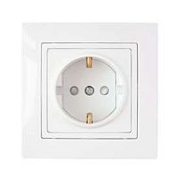 Беларусь Розетка с заземлением со шторками | код РС16-341 | БелТИЗ