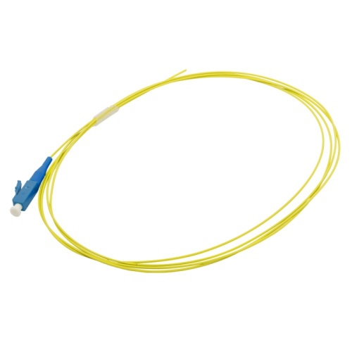 Пигтейл LANMASTER LC, UPC, одномодовый OS2, 1.0 м | код LAN-PIG-LC/SU-1.0 | LANMASTER