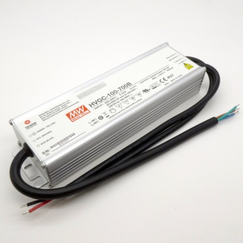 Источник питания AC-DC драйвер светодиодов, 100Вт, IP67, ККМ, вход 180…480В AC, 47…63Гц/254…679В DC, выход 700мА/15…142В, изоляция 3750В AC, в кожухе 236х68х39, -40…+70С, димминг 3 в 1 | код HVGC-100-700B | MeanWell