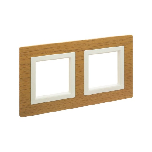 Рамка из натурального дерева, ''Avanti'', беленый дуб, 4 модуля | код 4400844 | DKC Рамка из натурального дерева, ''Avanti'', беленый дуб, 4 модуля | код 4400844 | DKC