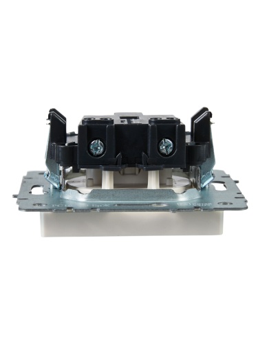 BRITE Розетка 1-местная без заземления без защитных шторок 10А РС10-1-0-БрЖ жемчуг | код BR-R10-10-K36 | IEK фото 4