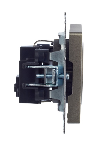 BRITE Розетка 1-местная с заземлением без защитных шторок 16А РС11-1-0-БрШ шампань | код BR-R11-16-K37 | IEK фото 6