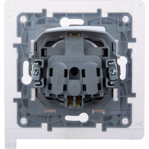 Розетка с заземлением IP44 - Legrand Etika - со шторками с защитной крышкой 16А 250В винтовые зажимы - алюминий | код 672426 | Legrand фото 4 Розетка с заземлением IP44 - Legrand Etika - со шторками с защитной крышкой 16А 250В винтовые зажимы - алюминий | код 672426 | Legrand фото 4