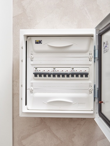 ARMAT Автоматический выключатель M06N 4P C 13А | код AR-M06N-4-C013 | IEK фото 10 ARMAT Автоматический выключатель M06N 4P C 13А | код AR-M06N-4-C013 | IEK фото 10