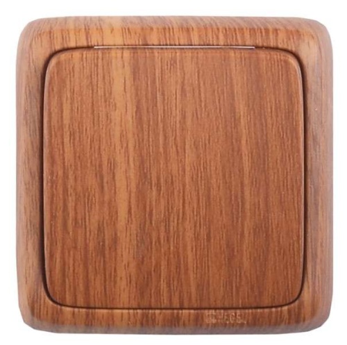 Переключатель одноклавишный наружный с изоляционной пластиной дуб 10А | код ВА10-163-05 | HEGEL Переключатель одноклавишный наружный с изоляционной пластиной дуб 10А | код ВА10-163-05 | HEGEL