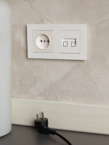 Рамка 2-м BRITE РУ-2-Бр бел. рифленый | код BR-M22-51-K01 | IEK фото 5