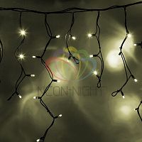 Гирлянда "Айсикл" (бахрома) 5.6х0.9м 240LED тепл. бел. 15Вт 220В IP67 провод черн. каучук | код 255-246 | Neon-Night