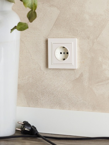 BRITE Рамка 1-местная IP44 РУ-1-БрЖ-44 жемчуг | код BR-M12-44-K36 | IEK фото 2