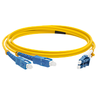 Патч-корд оптический LANMASTER, LSZH, дуплексный, LC/APC-SC/UPC, SM OS2, 7.0 м | код LAN-2LC-2SC/SAU-7.0 | LANMASTER