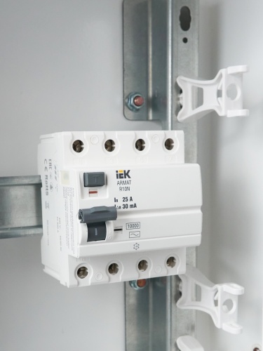 ARMAT Выключатель дифференциального тока R10N 4P 25А 30мА тип AC | код AR-R10N-4-025C030 | IEK фото 10 ARMAT Выключатель дифференциального тока R10N 4P 25А 30мА тип AC | код AR-R10N-4-025C030 | IEK фото 10