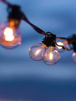 Гирлянда светодиодная 5м+2м шаг 50см 10LED тепл. бел. 220В уличная водонепроницаемая | код KOC_10lampsW_IP | КОСМОС