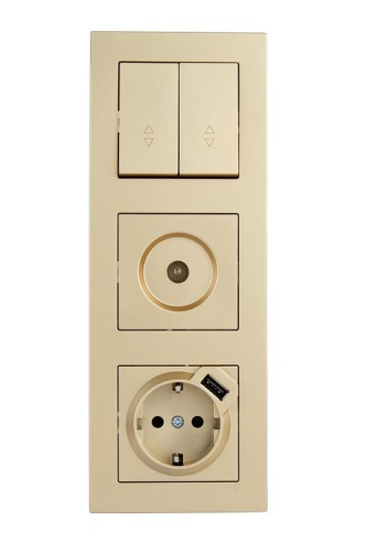 VESNA Рамка 3-ая вертикальная б/вст золото | код 742-3600-153 | LEZARD фото 3 VESNA Рамка 3-ая вертикальная б/вст золото | код 742-3600-153 | LEZARD фото 3