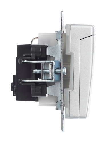 BRITE Розетка 1-местная с заземлением с защитными шторками и крышкой 16А IP44 РСбш10-3-44-БрА алюминий | код BR-R16-16-44-K47 | IEK фото 2